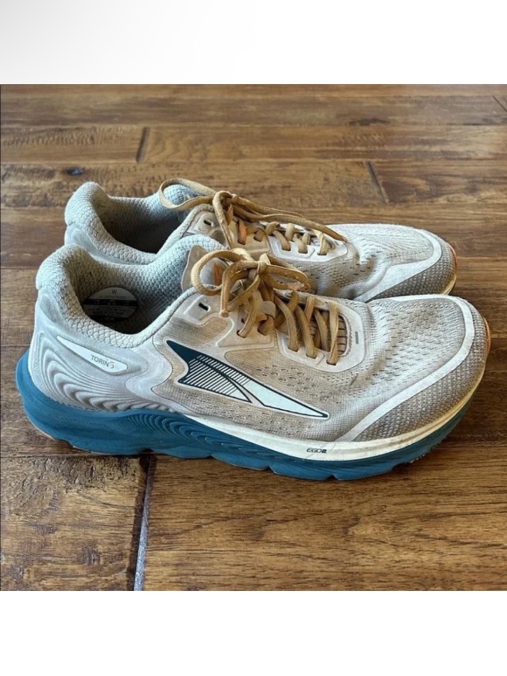 Altra Torin 5 Running Shoes Foot Shape Zero Drop Peach Pink Womens Size 9.5